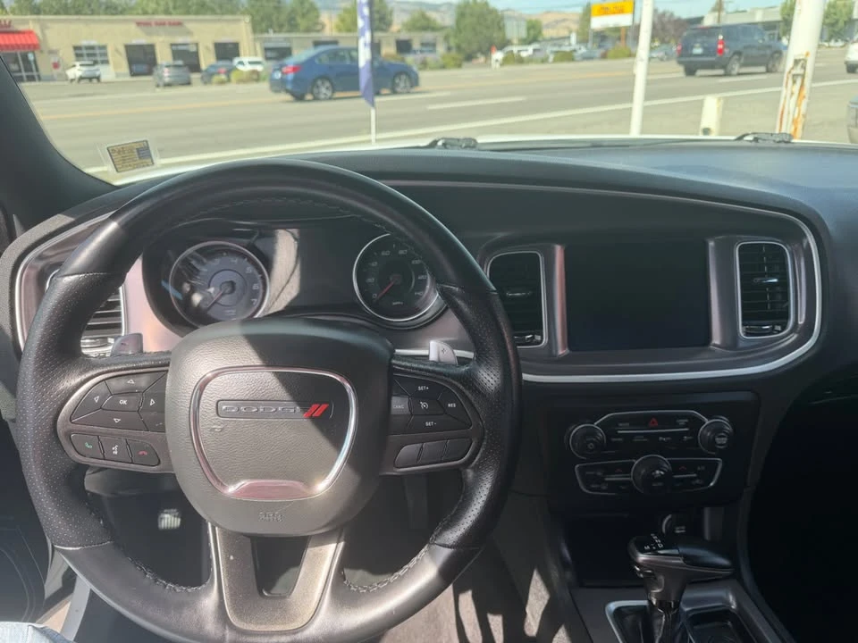 2022 Dodge Charger 7th Gen - Image 9 of 10