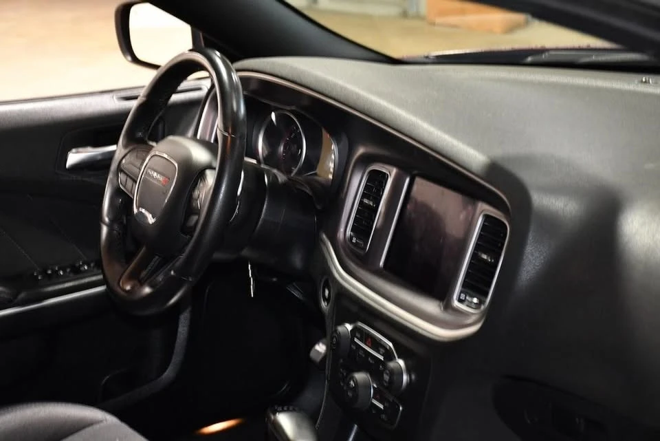 2022 Dodge Charger 7th Gen - Image 17 of 20