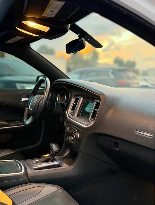 2022 Dodge Charger 7th Gen - Image 5 of 8
