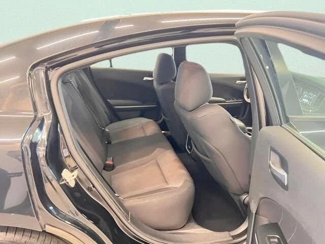 2022 Dodge Charger 7th Gen - Image 15 of 20