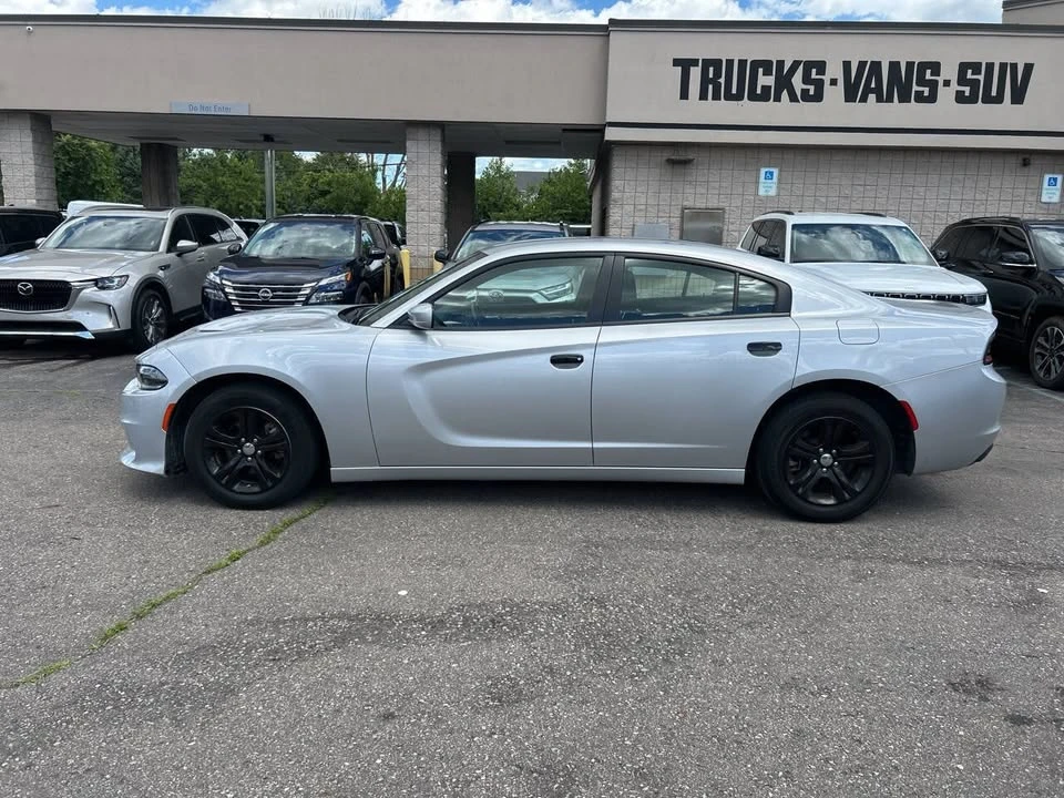2022 Dodge Charger 7th Gen - Image 6 of 10