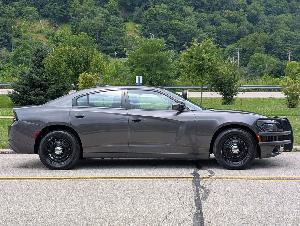 2022 Dodge Charger 7th Gen - Image 21 of 31