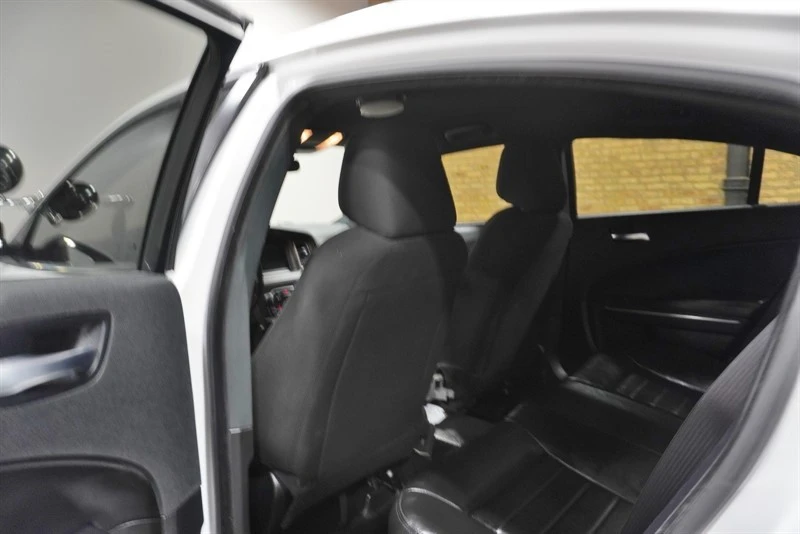 2022 Dodge Charger 7th Gen - Image 29 of 31