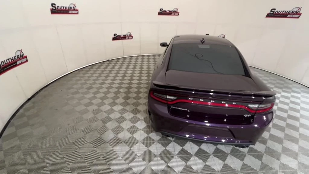 2022 Dodge Charger 8th Gen - Image 11 of 12
