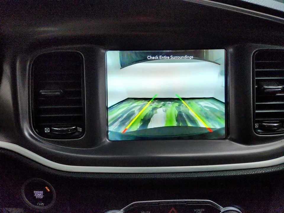 2022 Dodge Charger 7th Gen - Image 19 of 31