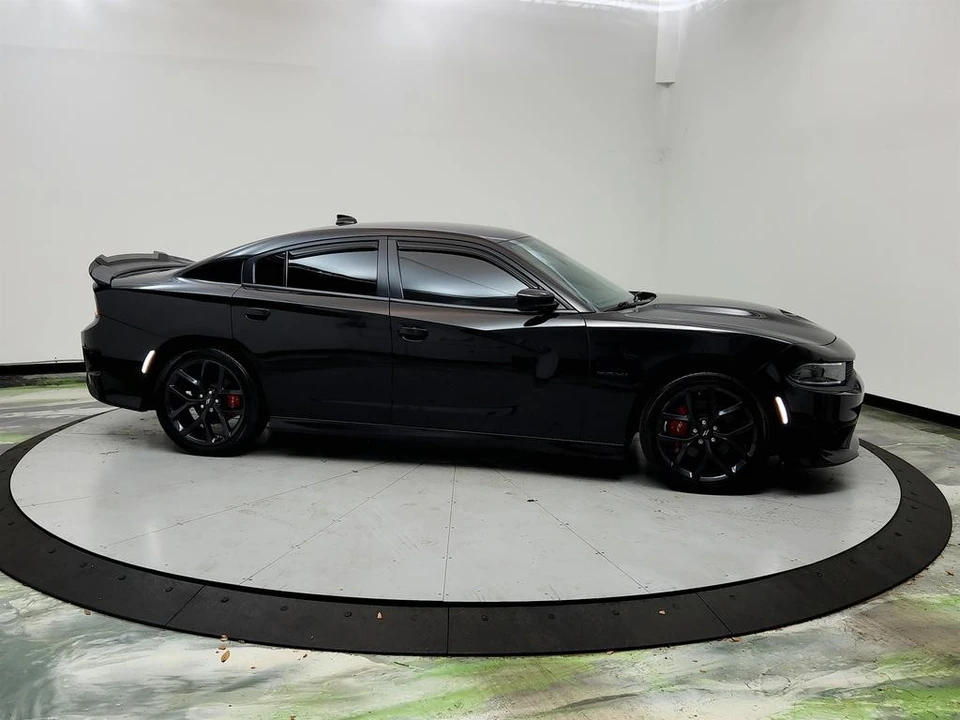 2022 Dodge Charger 7th Gen - Image 4 of 31