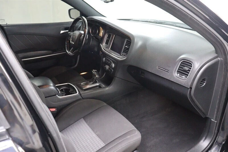 2022 Dodge Charger 7th Gen - Image 18 of 30