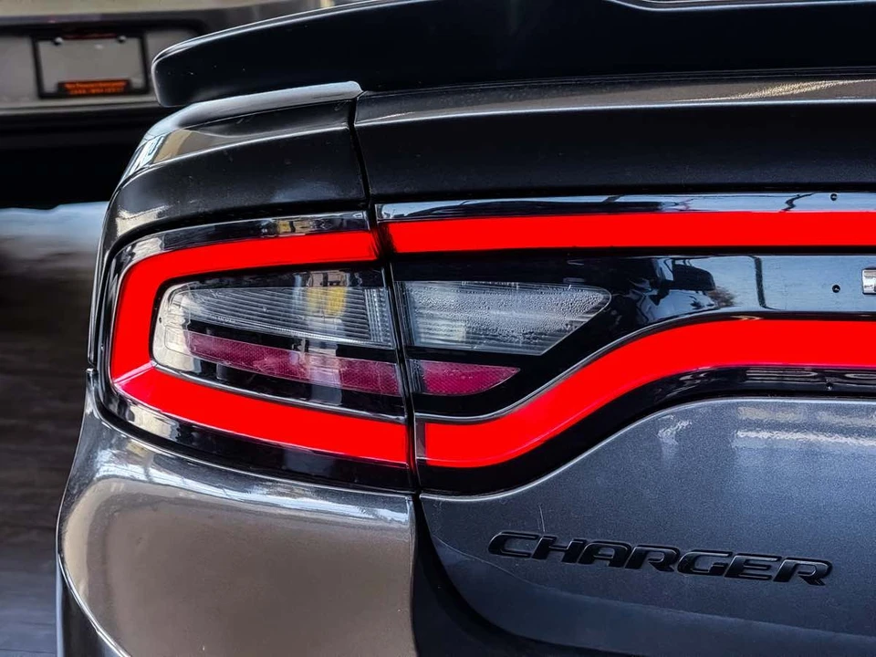 2022 Dodge Charger 7th Gen - Image 17 of 21