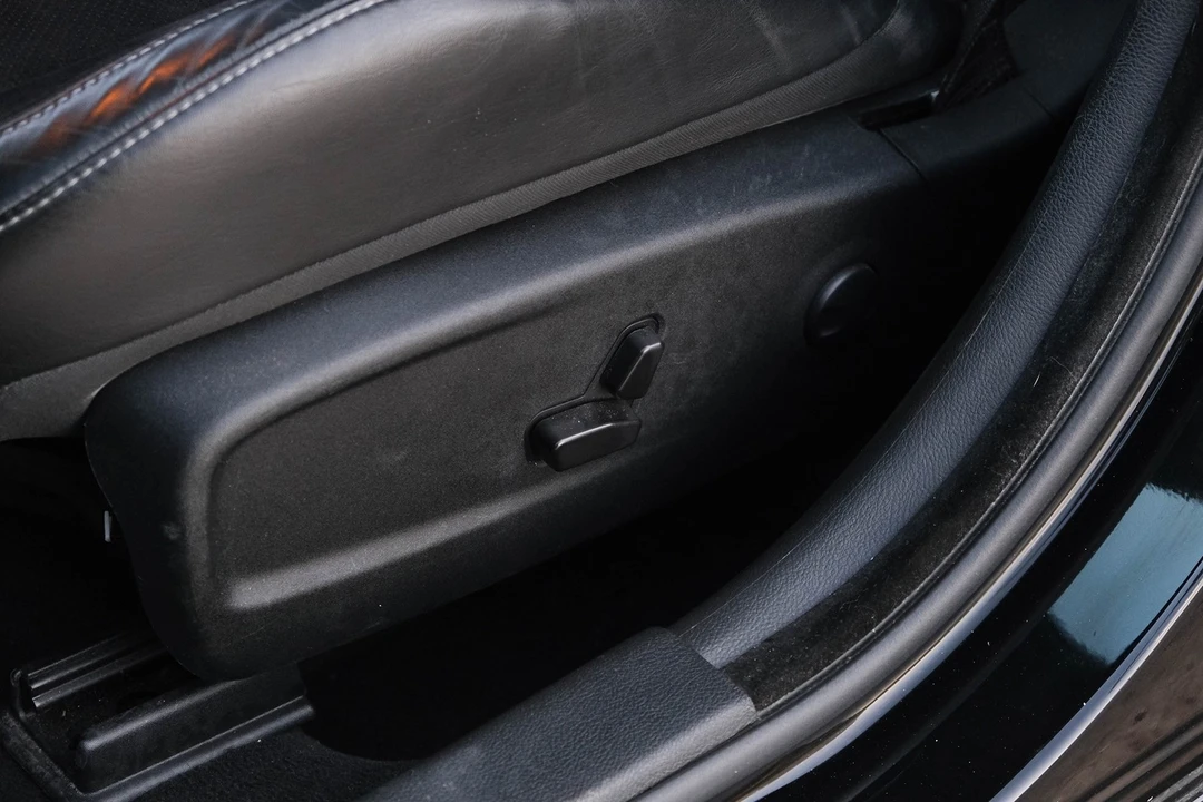 2022 Dodge Charger 8th Gen - Image 18 of 21
