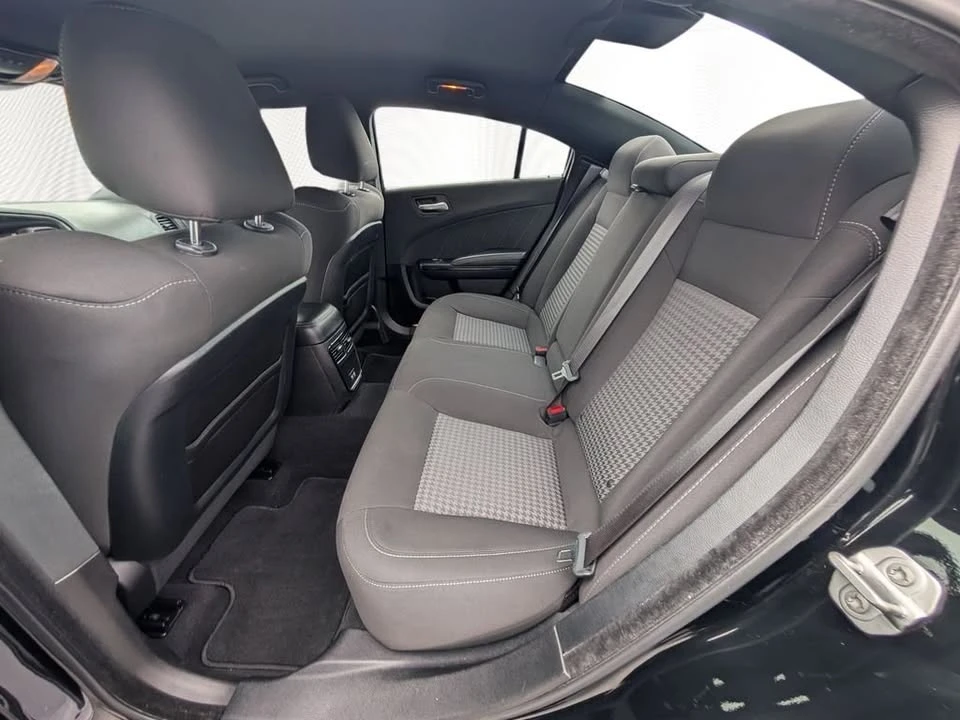 2022 Dodge Charger 7th Gen - Image 13 of 20