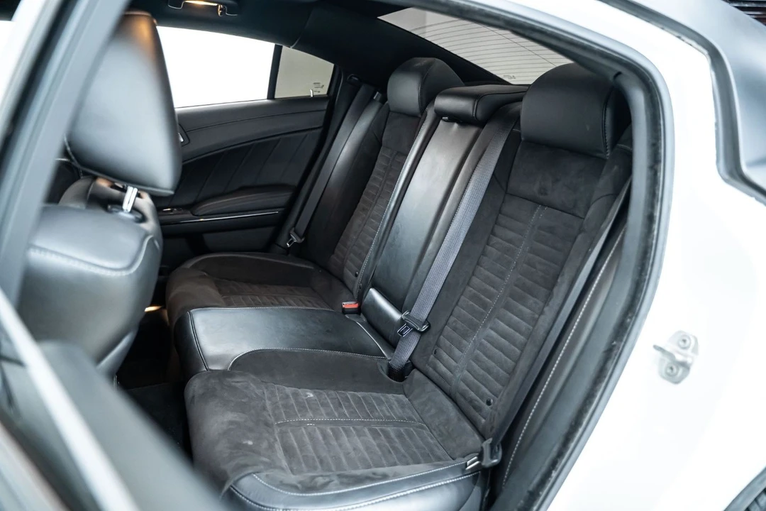 2022 Dodge Charger 7th Gen - Image 21 of 31
