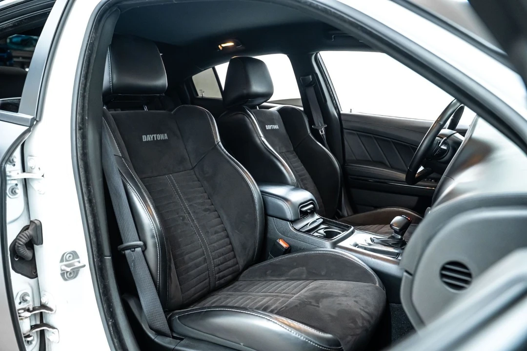2022 Dodge Charger 7th Gen - Image 27 of 31