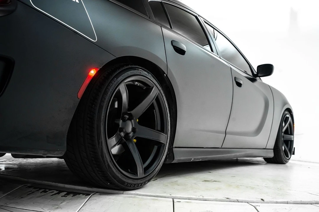 2022 Dodge Charger 7th Gen - Image 14 of 31