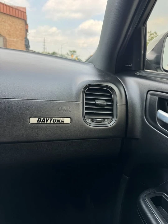 2022 Dodge Charger SRT Hellcat 7th Gen - Image 10 of 18