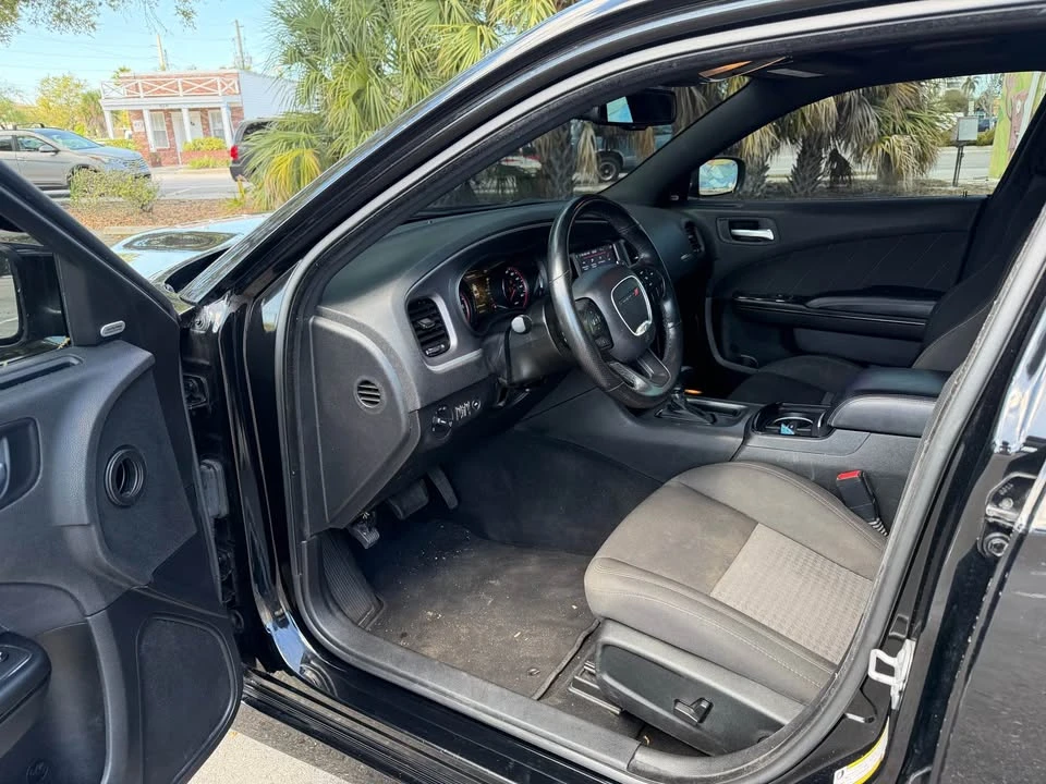 2022 Dodge Charger 7th Gen - Image 5 of 8