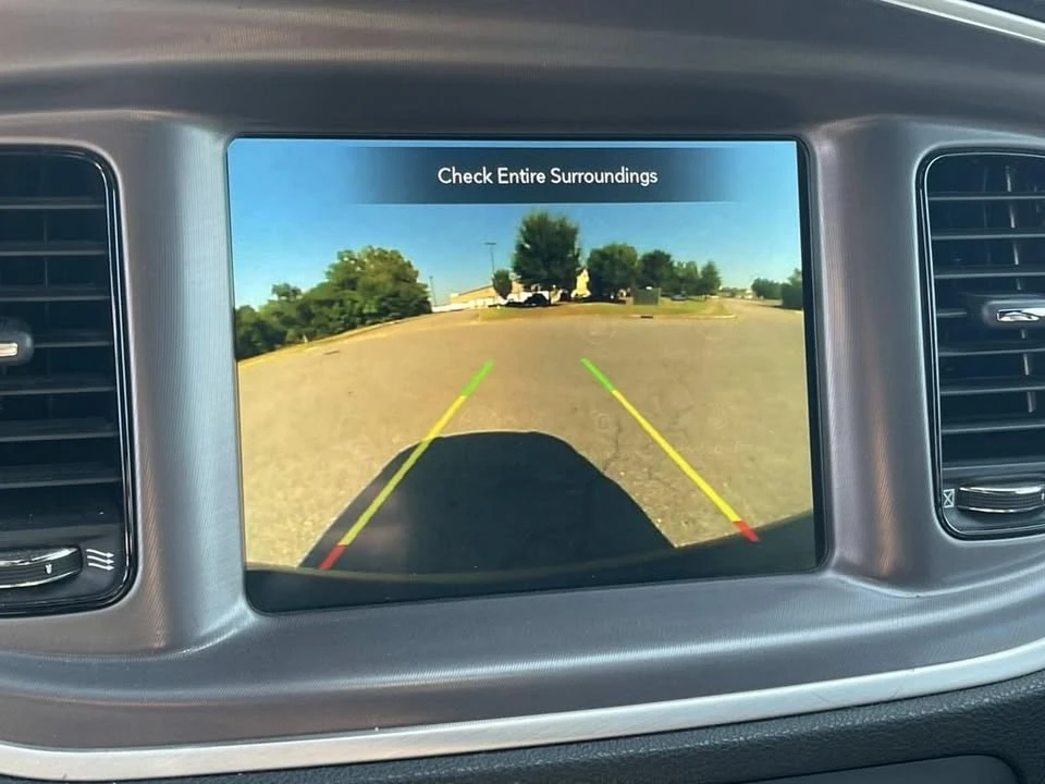 2022 Dodge Charger 7th Gen - Image 14 of 18