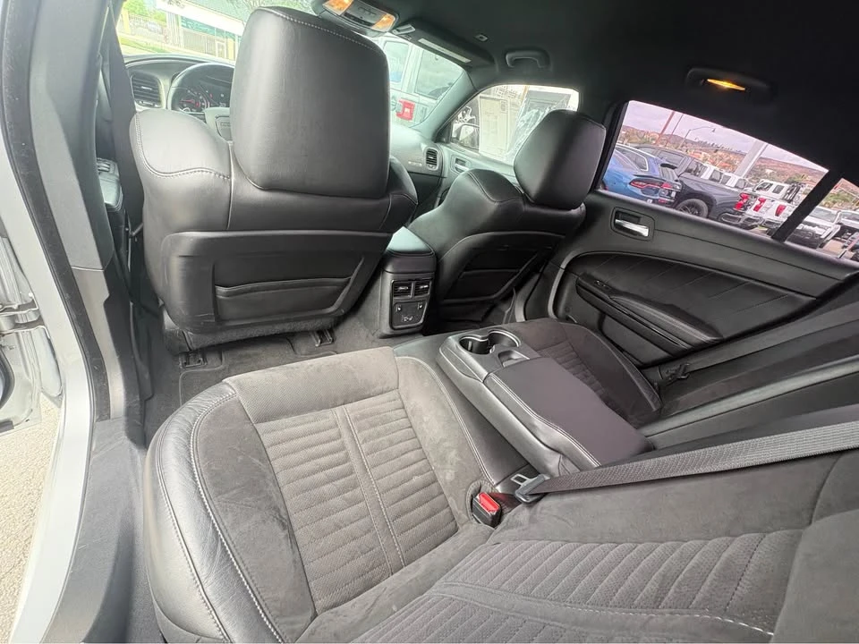2022 Dodge Charger 7th Gen - Image 11 of 16
