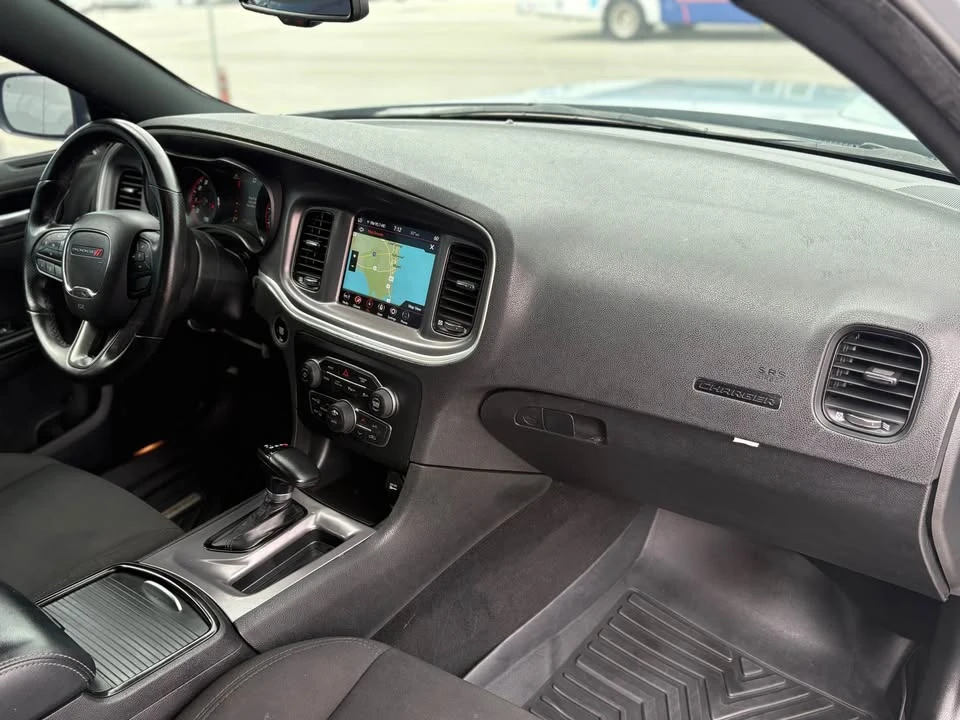 2022 Dodge Charger 7th Gen - Image 15 of 20