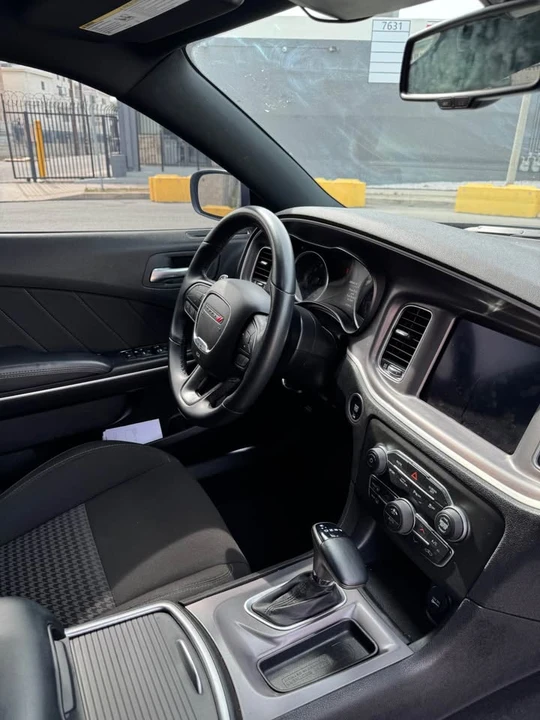 2022 Dodge Charger 7th Gen - Image 6 of 13