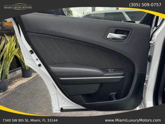 2022 Dodge Charger 7th Gen - Image 17 of 21