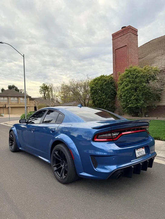 2022 Dodge Charger SRT Hellcat 7th Gen - Image 4 of 10