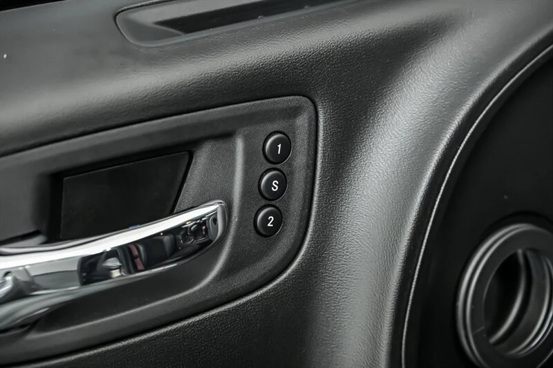 2022 Dodge Charger SRT Hellcat 7th Gen - Image 14 of 31