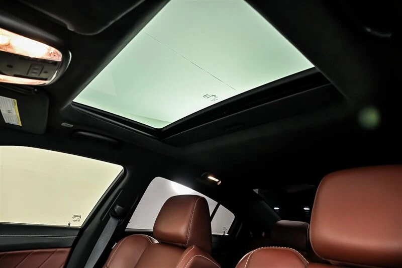 2022 Dodge Charger SRT Hellcat 7th Gen - Image 19 of 31