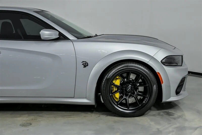 2022 Dodge Charger SRT Hellcat 7th Gen - Image 15 of 31