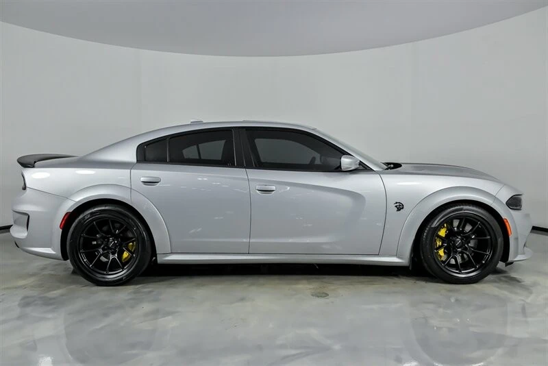 2022 Dodge Charger SRT Hellcat 7th Gen - Image 14 of 31