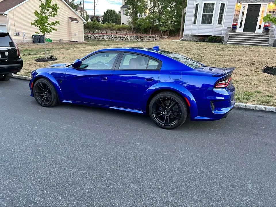 2022 Dodge Charger SRT Hellcat 7th Gen - Image 9 of 17