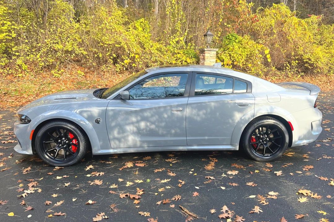 2022 Dodge Charger SRT Hellcat 7th Gen - Image 3 of 31