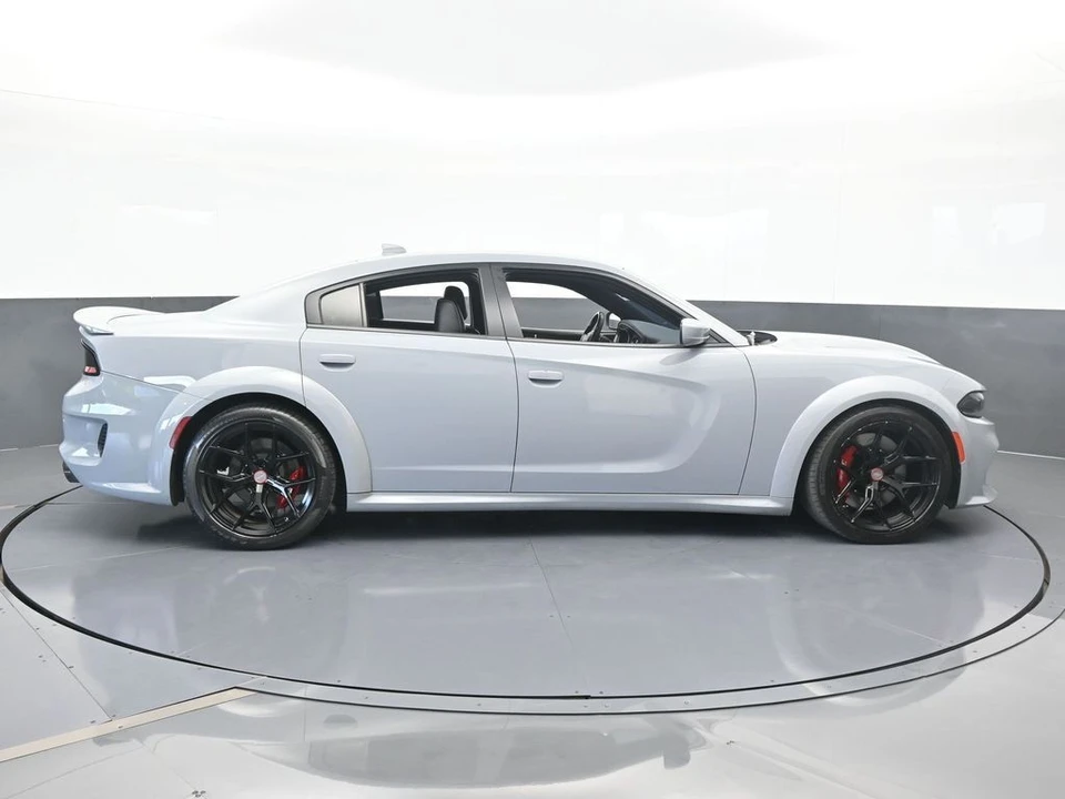 2022 Dodge Charger SRT Hellcat 7th Gen - Image 7 of 12