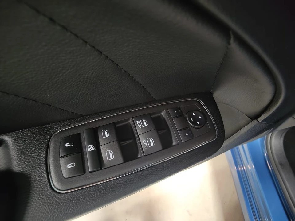 2022 Dodge Charger SRT Hellcat 7th Gen - Image 26 of 31
