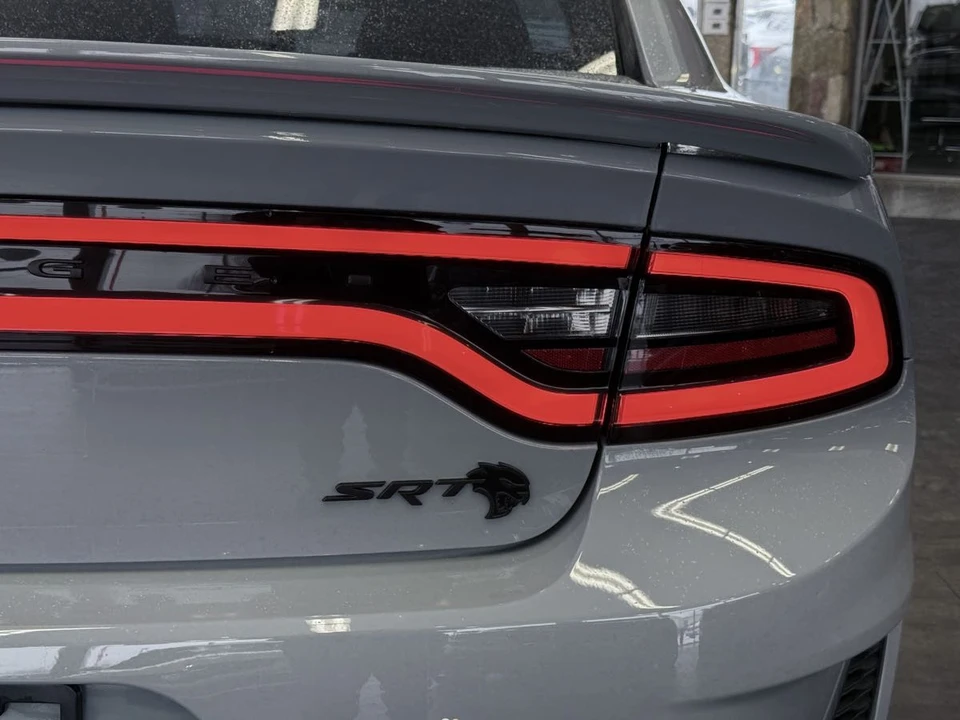 2022 Dodge Charger SRT Hellcat 7th Gen - Image 16 of 21