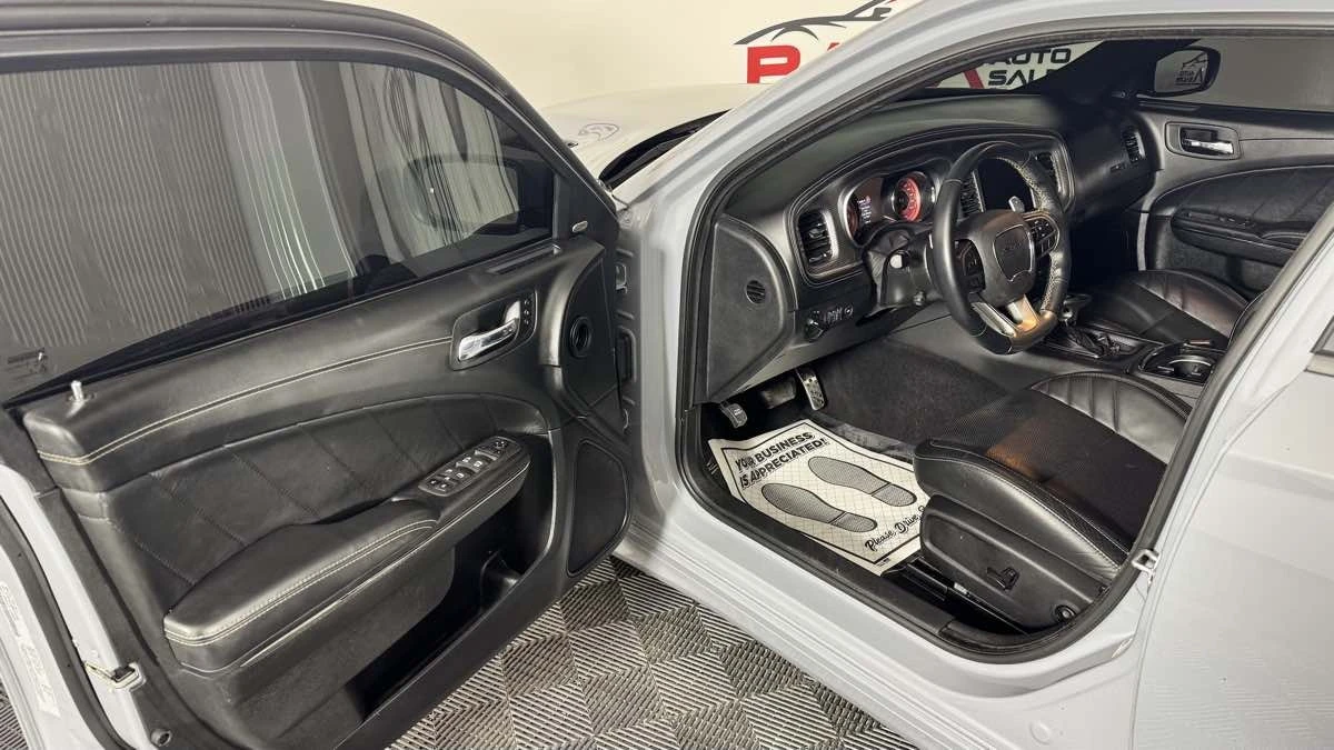 2022 Dodge Charger SRT Hellcat 7th Gen - Image 11 of 31
