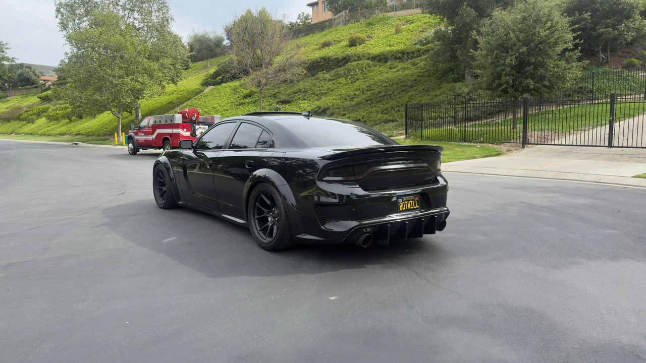 2022 Dodge Charger SRT Hellcat 7th Gen - Image 7 of 31