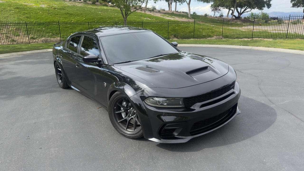 2022 Dodge Charger SRT Hellcat 7th Gen - Image 9 of 31