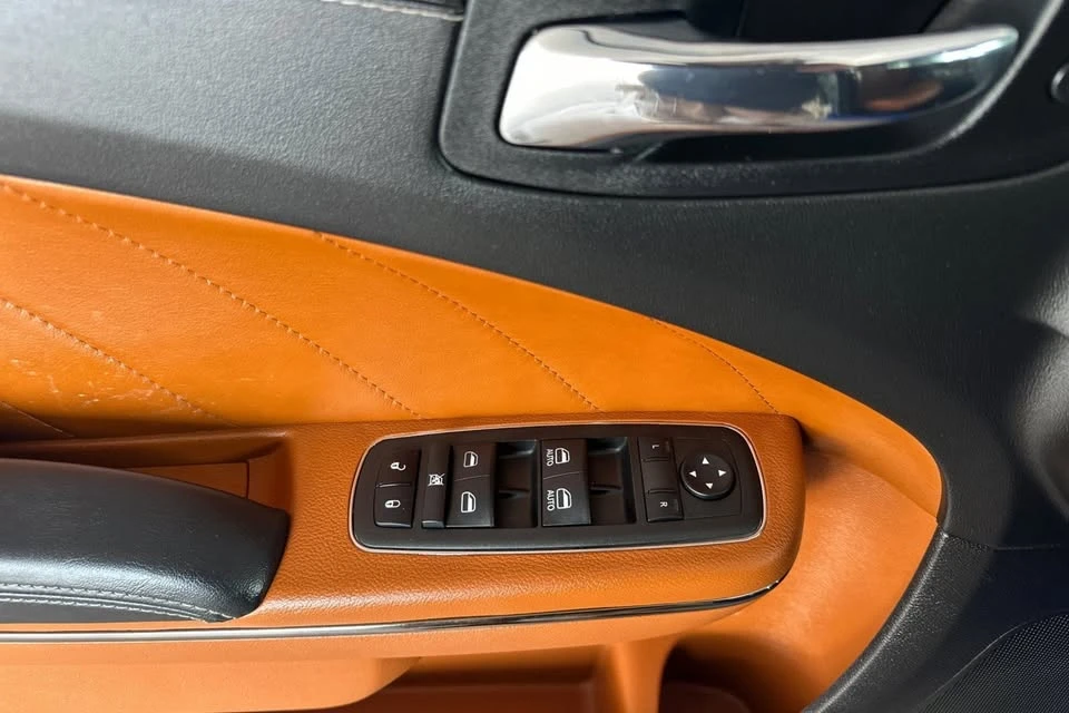 2022 Dodge Charger SRT Hellcat 7th Gen - Image 7 of 20