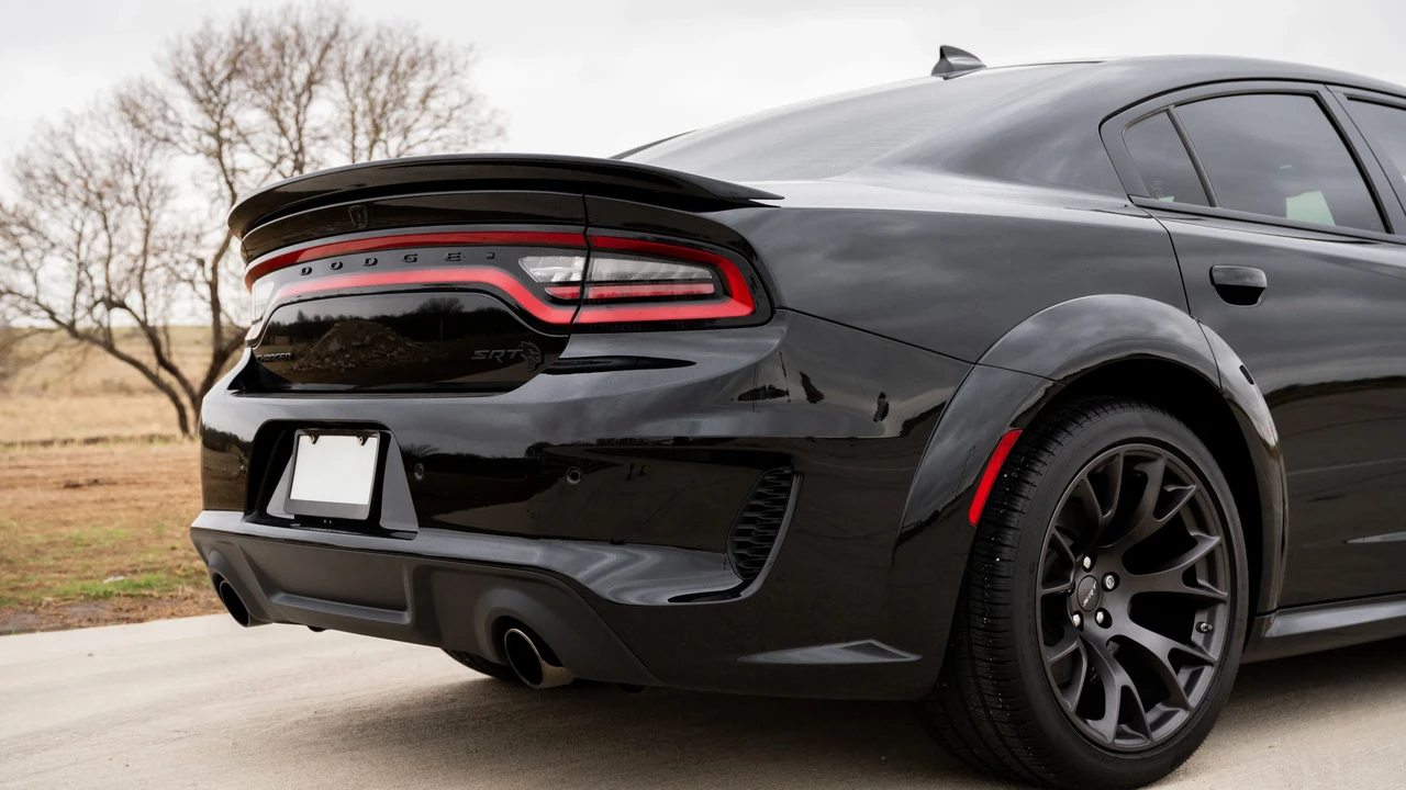 2022 Dodge Charger SRT Hellcat 7th Gen - Image 17 of 31