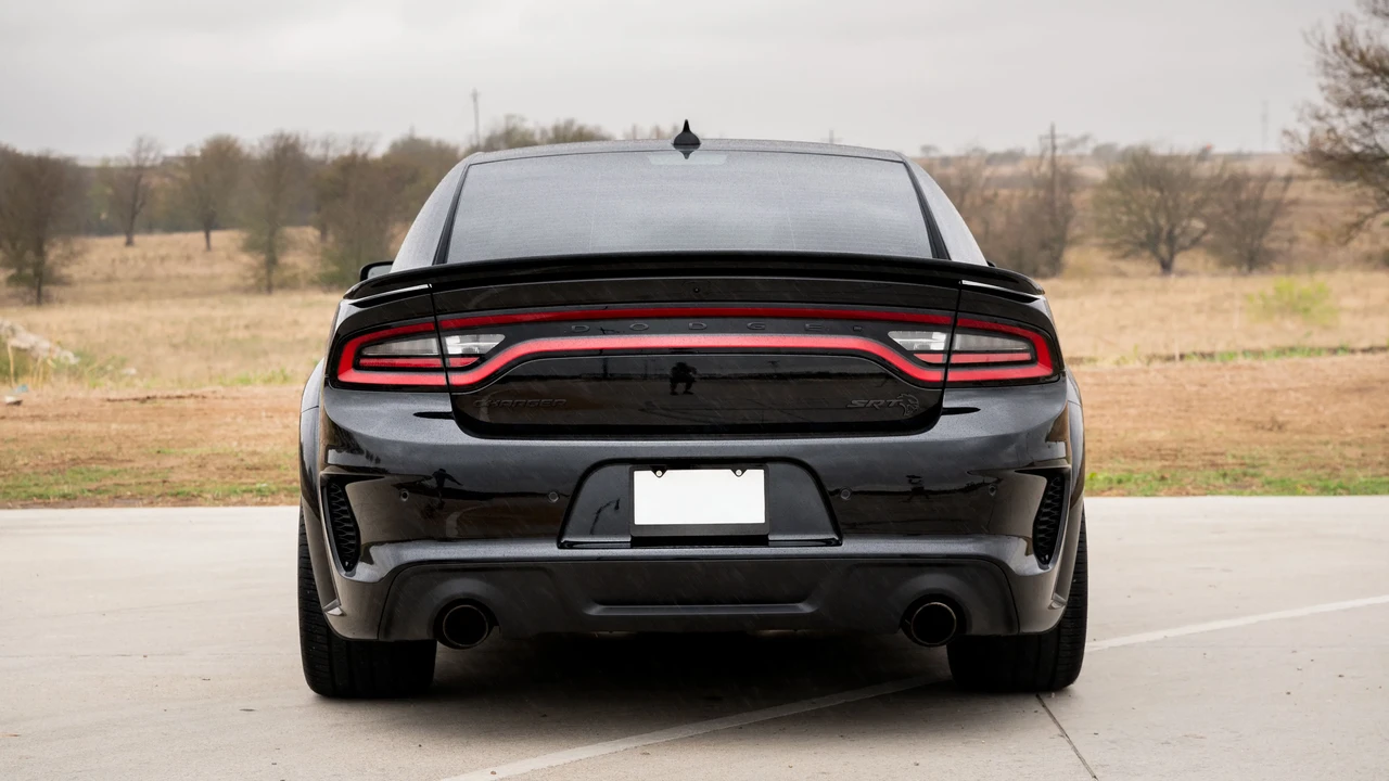 2022 Dodge Charger SRT Hellcat 7th Gen - Image 7 of 31