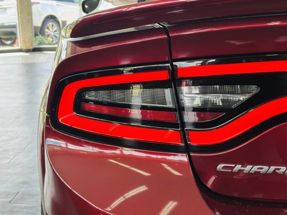 2022 Dodge Charger SRT Hellcat 7th Gen - Image 11 of 31