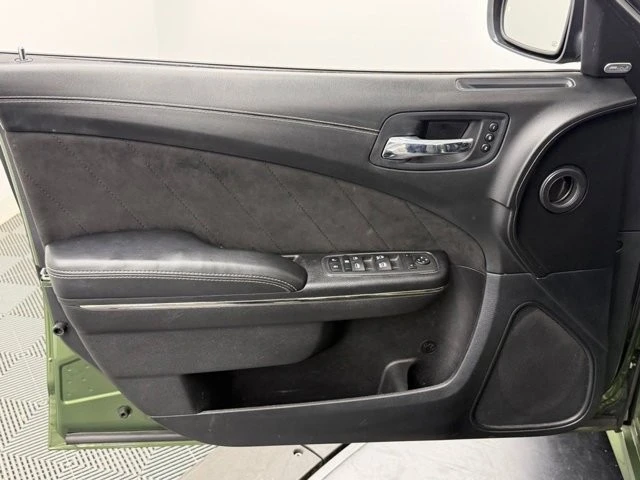 2022 Dodge Charger SRT Hellcat 7th Gen - Image 19 of 31