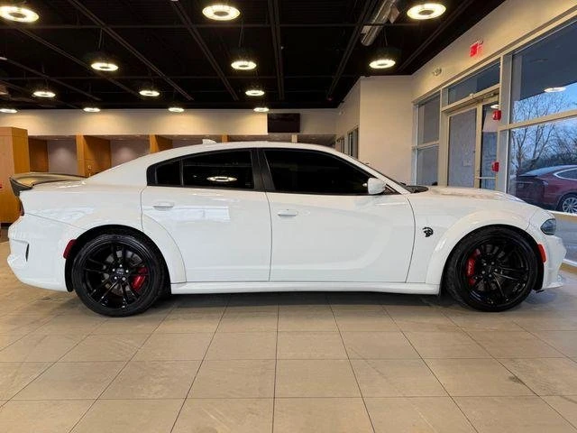 2022 Dodge Charger SRT Hellcat 7th Gen - Image 9 of 20
