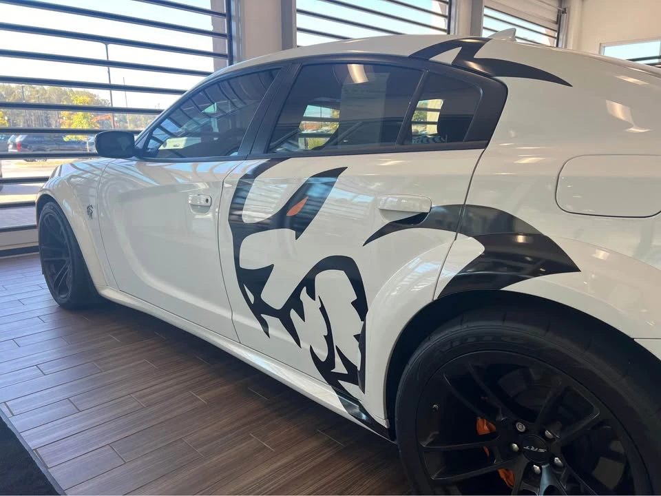 2022 Dodge Charger SRT Hellcat 7th Gen - Image 9 of 17
