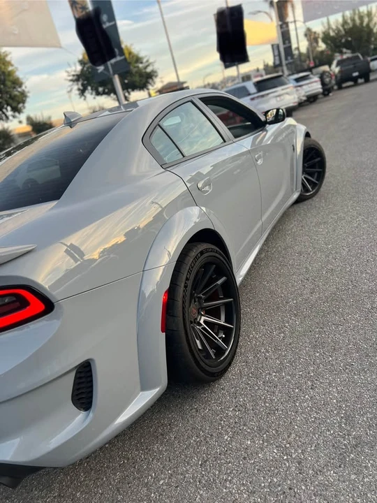 2022 Dodge Charger SRT Hellcat 7th Gen - Image 16 of 20