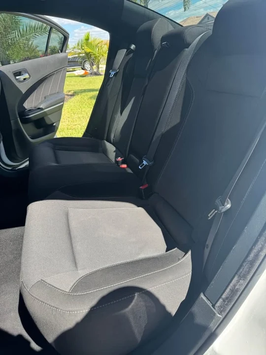 2022 Dodge Charger 8th Gen - Image 6 of 10
