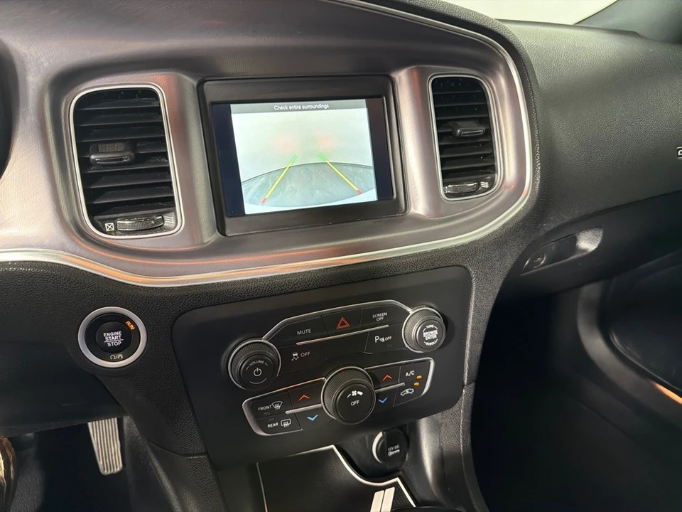 2022 Dodge Charger 7th Gen - Image 15 of 24