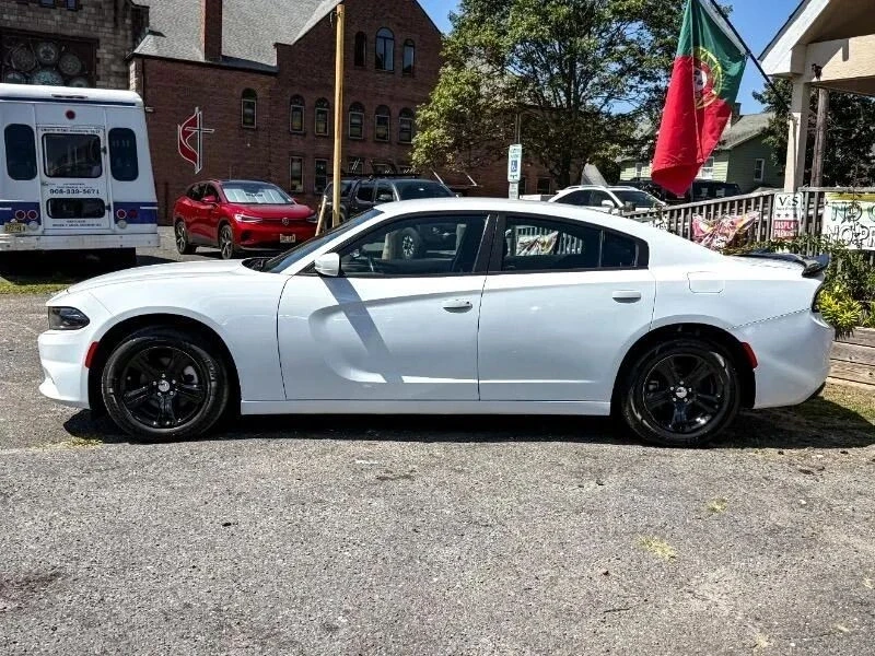2022 Dodge Charger 8th Gen - Image 8 of 12