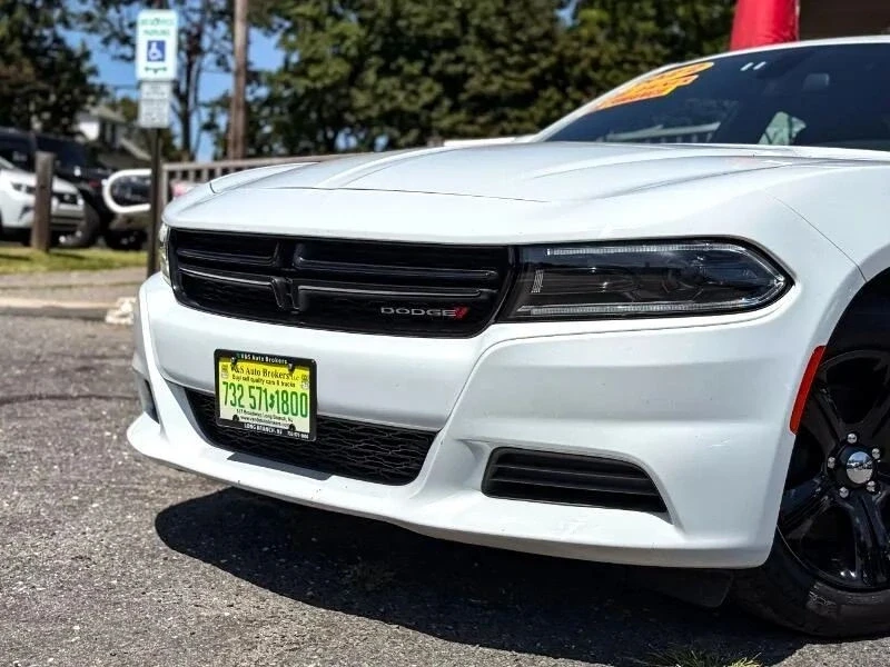 2022 Dodge Charger 8th Gen - Image 9 of 12