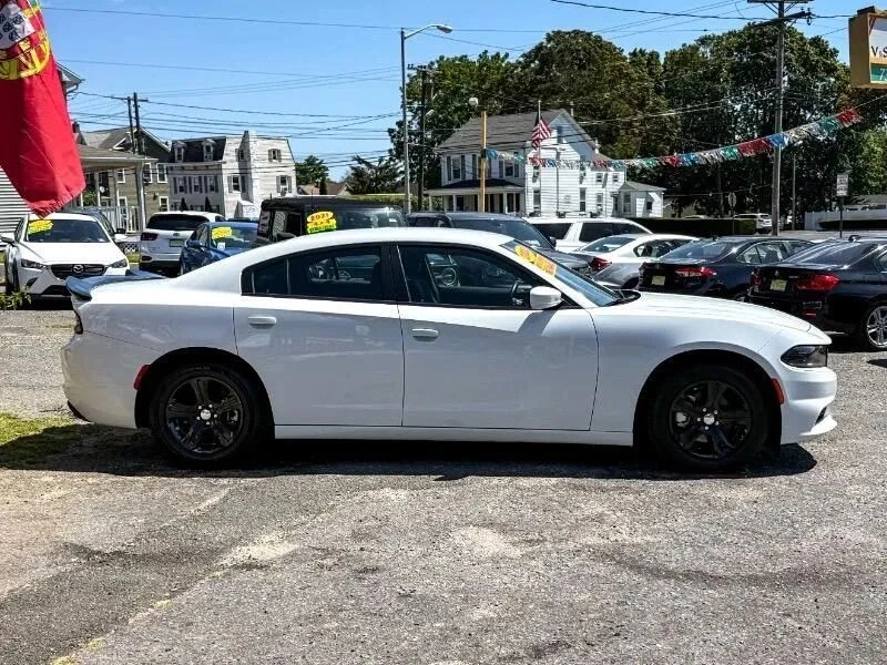 2022 Dodge Charger 8th Gen - Image 4 of 12